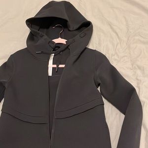 Lululemon size 0 Jacket NWOT
